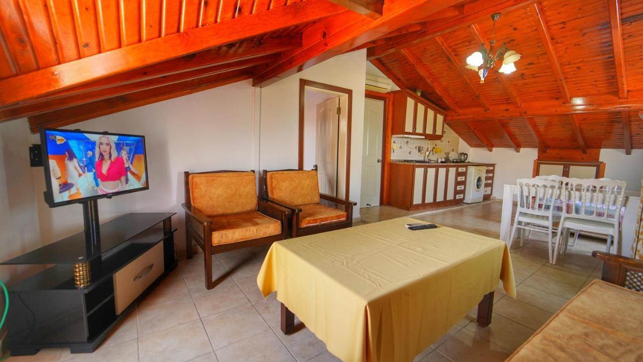 Yuecel Hotel Fethiye Exterior photo