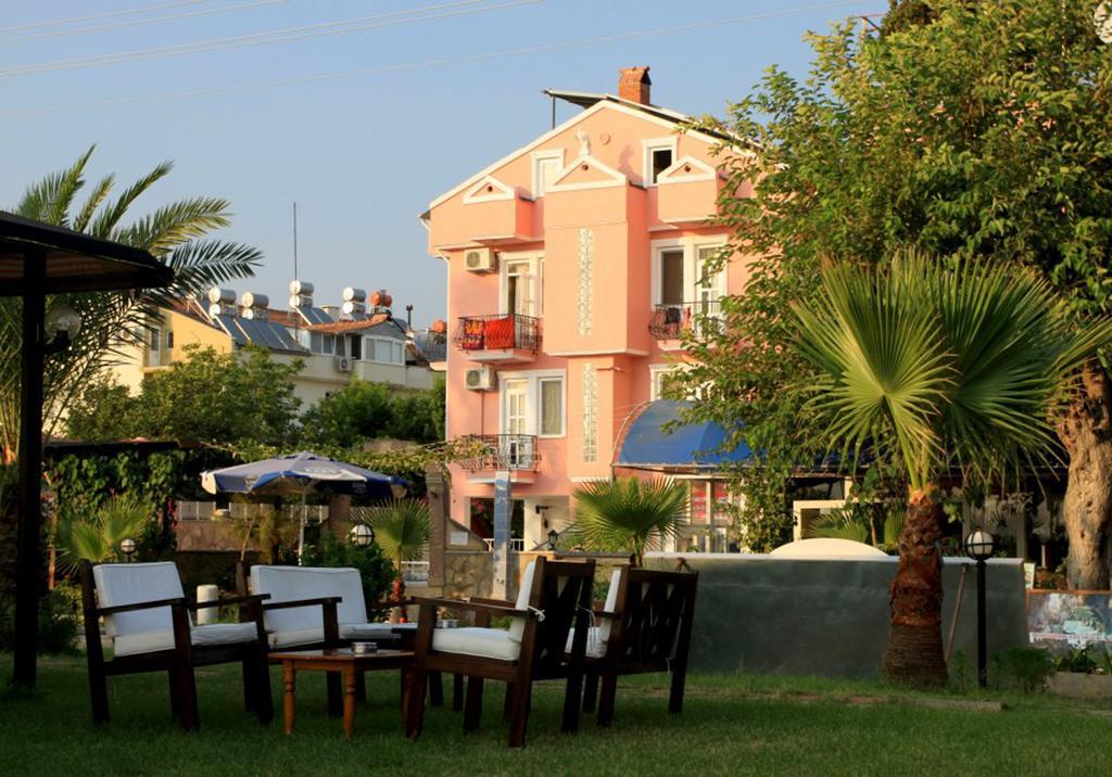 Yuecel Hotel Fethiye Exterior photo